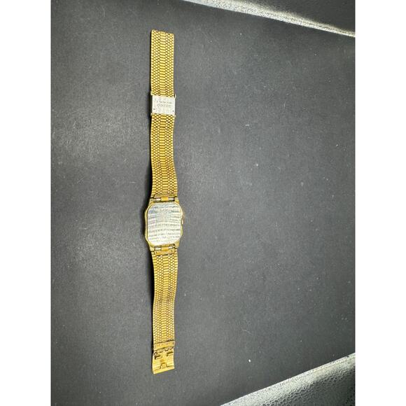Seiko Galaxy Tank Watch Women 20mm Black Woven Dial Gold Tone V701-5H50 20MM main image 13